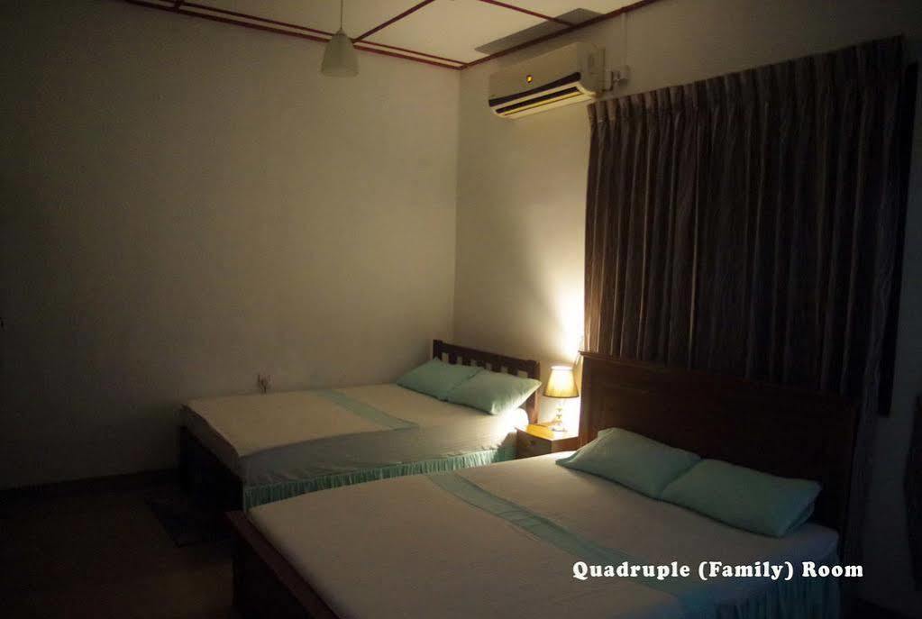 The Hermitage Negombo Kurana Katunayaka Exterior photo