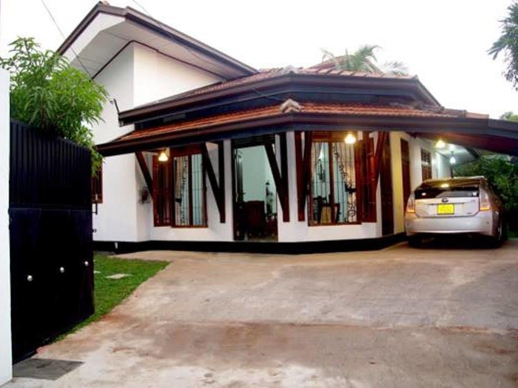 The Hermitage Negombo Kurana Katunayaka Exterior photo